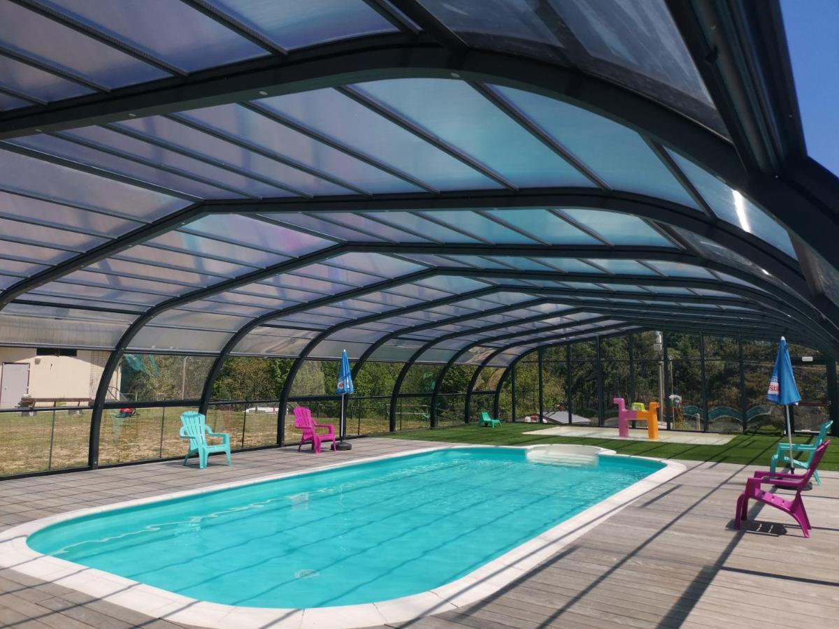 Camping " Le Grun De Chignore" Vollore-Ville Exteriér fotografie